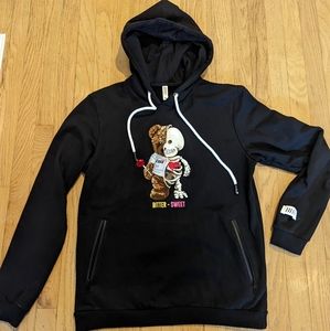 Fifth Loop Hoodie with Sweet and Sour Bear Graphic Size XL